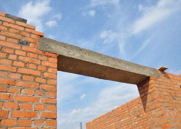 Lintel Installation in Xenia